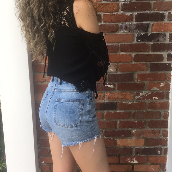 Detailed top - Picture 2 of 5